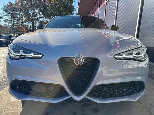2025 Alfa Romeo Giulia AWD