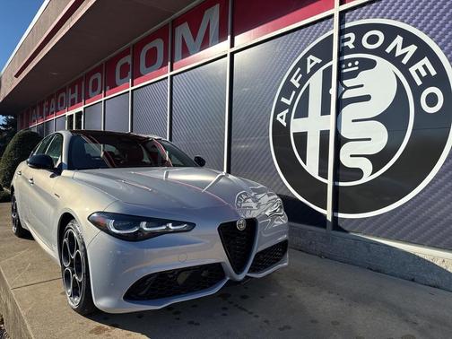 2025 Alfa Romeo Giulia AWD