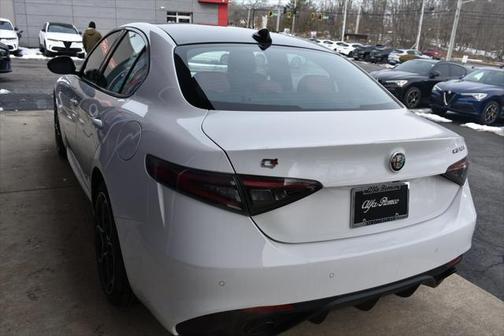 2025 Alfa Romeo Giulia AWD