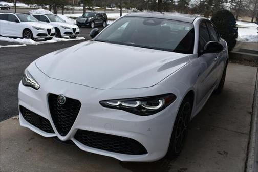 2025 Alfa Romeo Giulia AWD