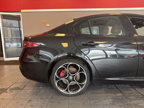 2024 Alfa Romeo Giulia Ti