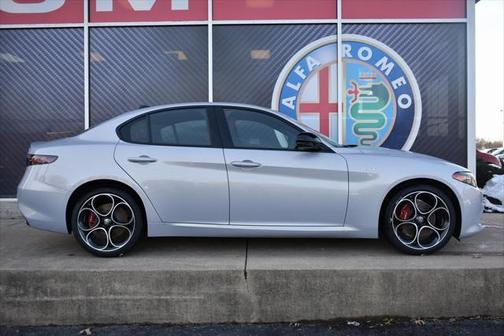 2025 Alfa Romeo Giulia AWD