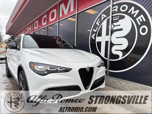 2025 Alfa Romeo Stelvio Sprint AWD