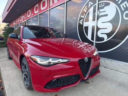 2025 Alfa Romeo Giulia AWD