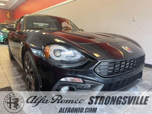 2018 FIAT 124 Spider Base
