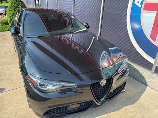 2022 Alfa Romeo Giulia Veloce