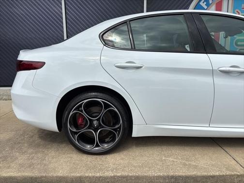 2022 Alfa Romeo Giulia Ti