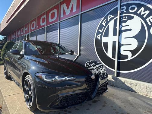 2025 Alfa Romeo Giulia AWD