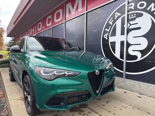 2025 Alfa Romeo Stelvio Sprint AWD