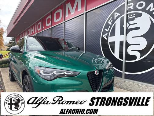 2025 Alfa Romeo Stelvio Sprint AWD