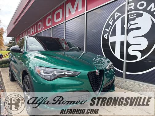 2025 Alfa Romeo Stelvio Sprint AWD