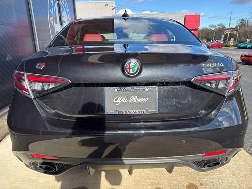 2025 Alfa Romeo Giulia AWD