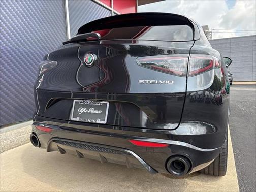 2025 Alfa Romeo Stelvio Sprint AWD