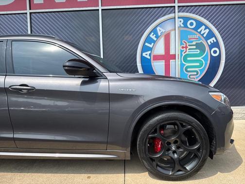 2022 Alfa Romeo Stelvio Ti