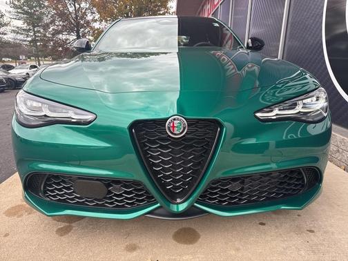 2025 Alfa Romeo Giulia Intensa AWD