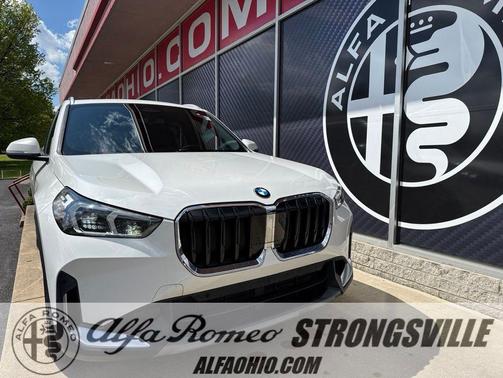 Alpine White 2023 BMW X1 xDrive28i