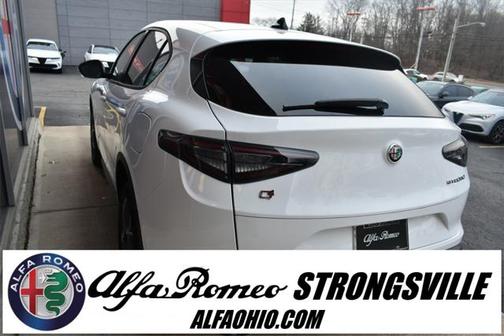 2025 Alfa Romeo Stelvio Sprint AWD