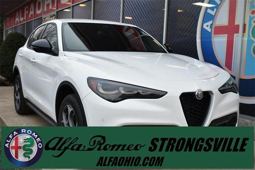 2025 Alfa Romeo Stelvio Sprint AWD
