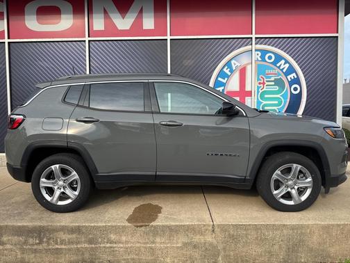 2023 Jeep Compass Latitude