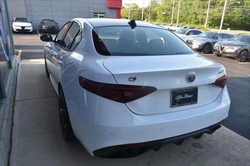 2022 Alfa Romeo Giulia Veloce