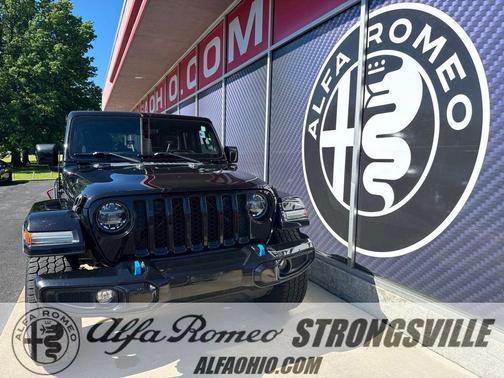 Black Clearcoat 2021 Jeep Wrangler Unlimited 4xe Sahara High Altitude