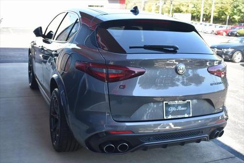 2019 Alfa Romeo Stelvio Quadrifoglio