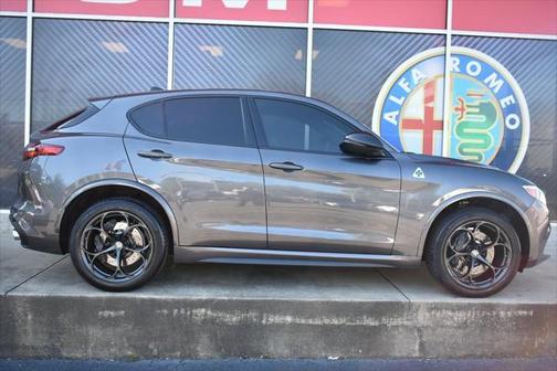 2019 Alfa Romeo Stelvio Quadrifoglio