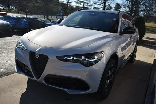 2025 Alfa Romeo Stelvio Sprint AWD