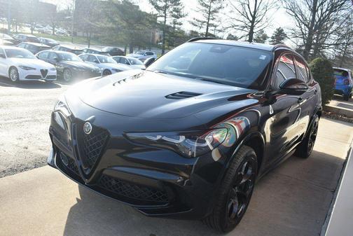 Vulcano Black Metallic 2024 Alfa Romeo Stelvio Quadrifoglio