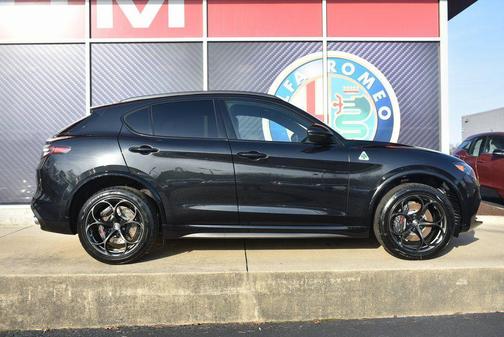 Vulcano Black Metallic 2024 Alfa Romeo Stelvio Quadrifoglio