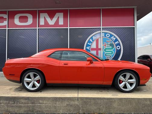 2008 Dodge Challenger SRT8