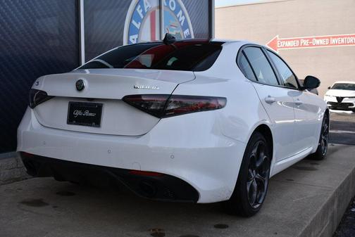 2025 Alfa Romeo Giulia Ti