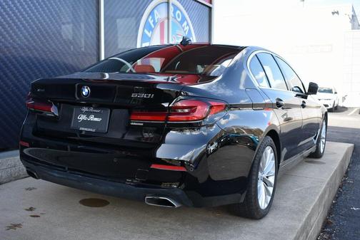 2022 BMW 530 i xDrive