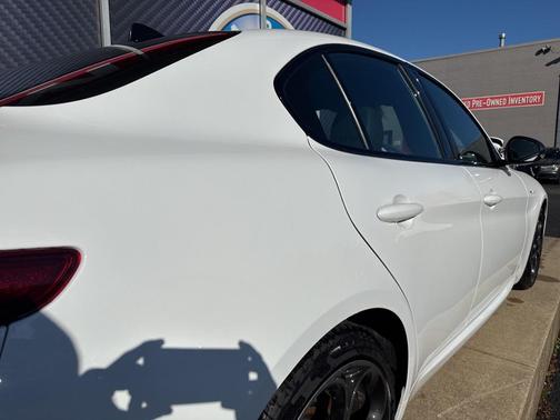2022 Alfa Romeo Giulia Veloce