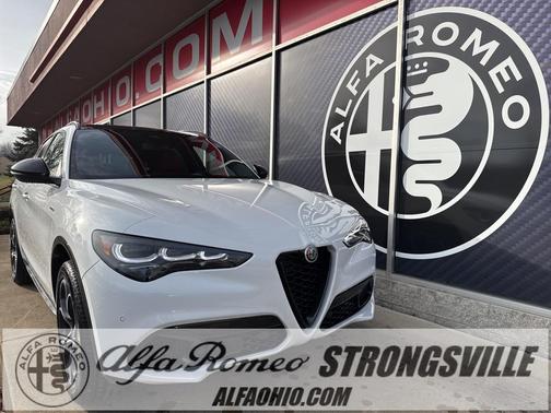 2025 Alfa Romeo Stelvio Sprint AWD