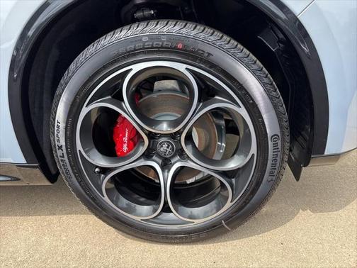 2025 Alfa Romeo Stelvio Sprint AWD