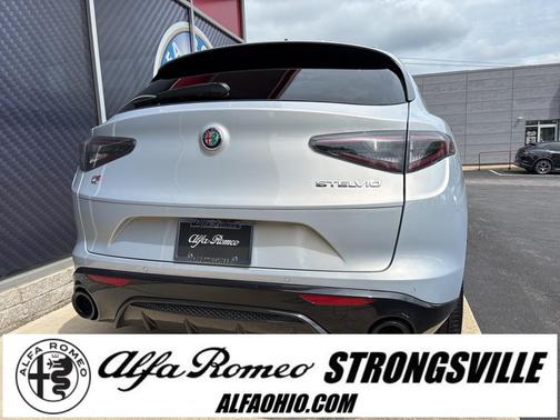 2025 Alfa Romeo Stelvio Sprint AWD