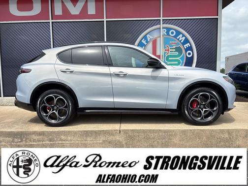 2025 Alfa Romeo Stelvio Sprint AWD