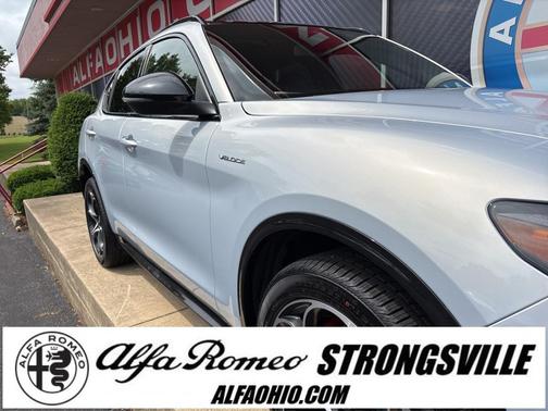 2025 Alfa Romeo Stelvio Sprint AWD