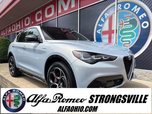 2025 Alfa Romeo Stelvio Sprint AWD