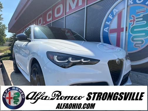 2025 Alfa Romeo Stelvio Ti