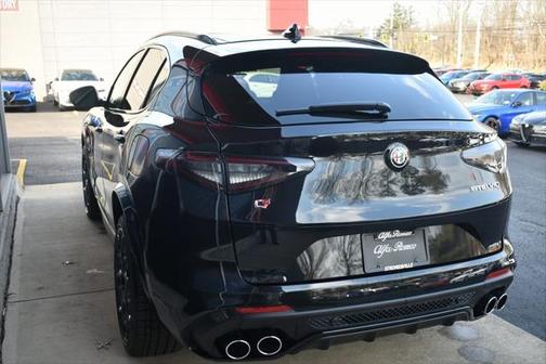 2024 Alfa Romeo Stelvio Quadrifoglio