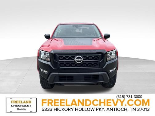 2024 Nissan Frontier SV