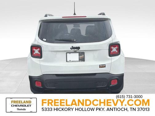 Alpine White 2017 Jeep Renegade Altitude