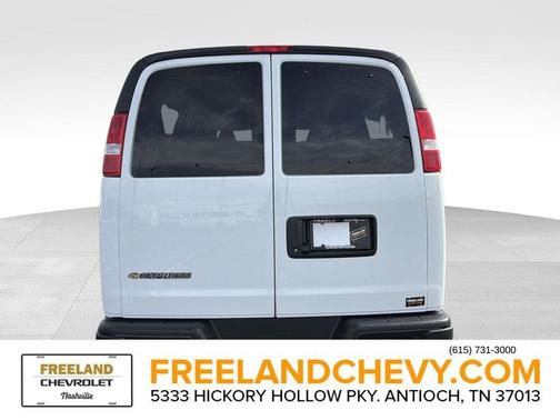 2025 Chevrolet Express 3500 LS