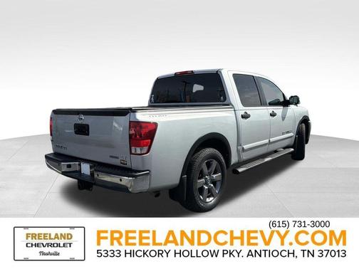 2015 Nissan Titan SV