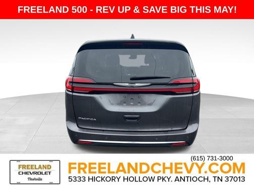 2023 Chrysler Pacifica Touring-L