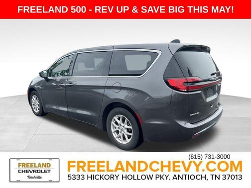 2023 Chrysler Pacifica Touring-L