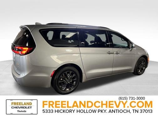 2021 Chrysler Pacifica Touring
