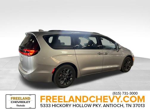 2021 Chrysler Pacifica Touring